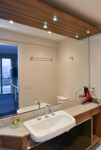 Bathroom 4, NYC Berrini Duplex Apartment, São Paulo
