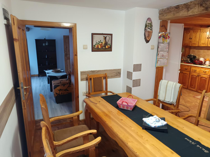 Others 3, Villa Nina in Kramolin, Sevlievo