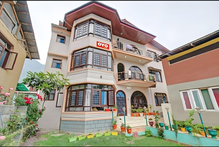 Others 3, Nishat lake view resorts, Srinagar