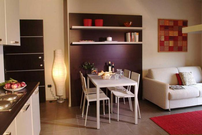 Others 3, Relais Delle Vele, Reggio Nell'Emilia