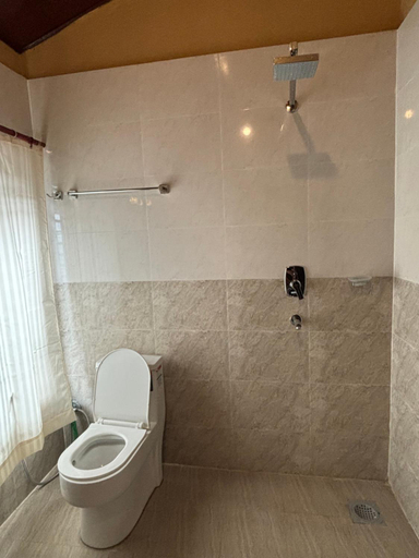 Bathroom 3, Travellers Jungle Camp, Narayani
