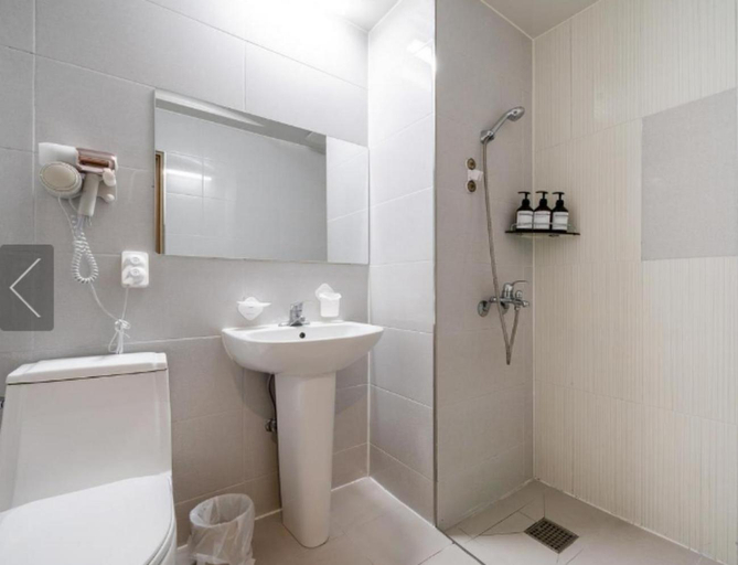 Bathroom 5, Hotel Stayhyun, Jeju