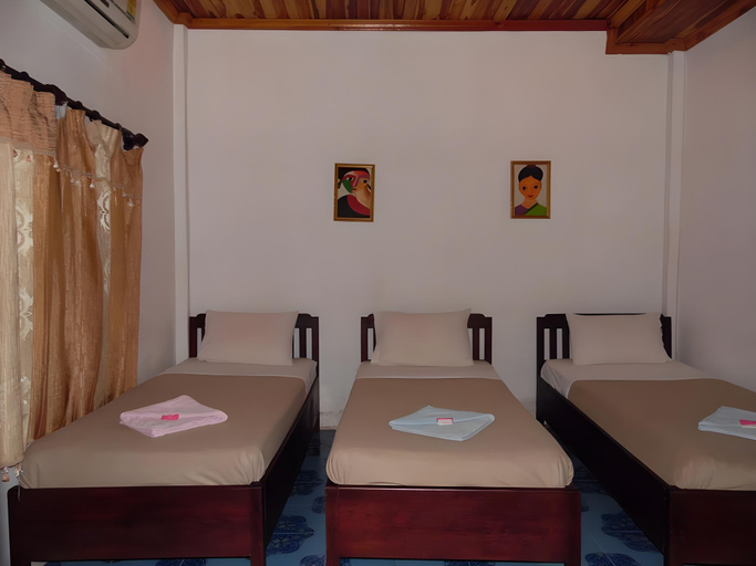 Bedroom 3, Phanhthasone Guesthouse, Luang Prabang