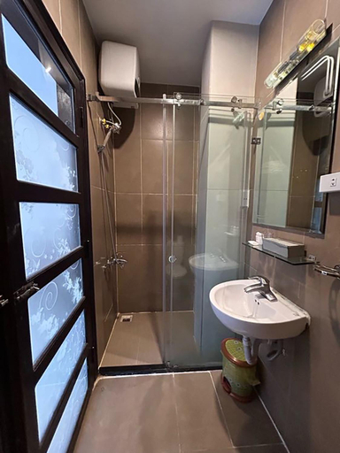 Bathroom 4, Hue Nino Hotel, Huế