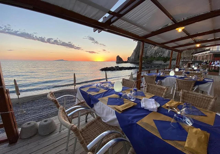 Food & Drinks 3, Seaside JEM, Napoli