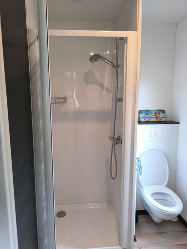 Bathroom 2, MH 462 Les dunes de Contis 2 chambres et 2 salles de bains dans camping 4 etoiles, Landes