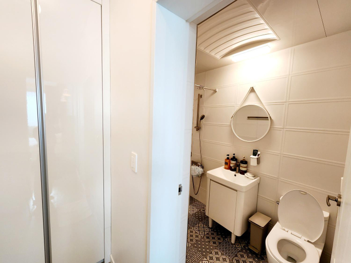 Bathroom 3, Pureun Jeju Pension, Seogwipo