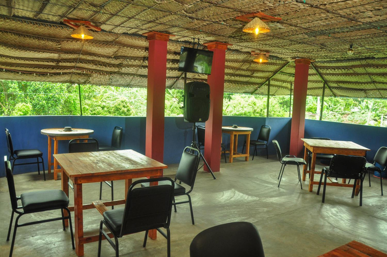 Food & Drinks 4, Airport Tourist Resort, Katana