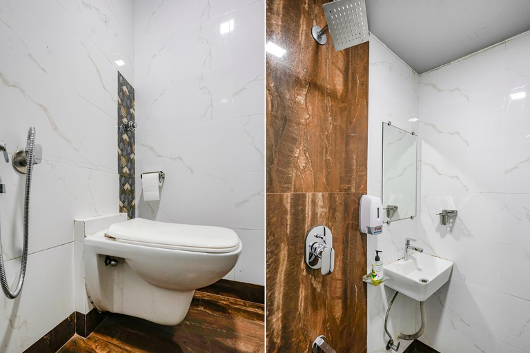 Bathroom 4, Fabhotel Elvis Inn, Mumbai Suburban