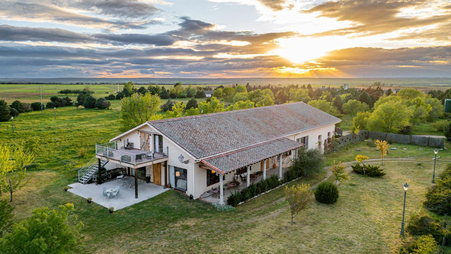 Exterior & Views 1, Hotel Rural Costa Del Trigo, Segovia
