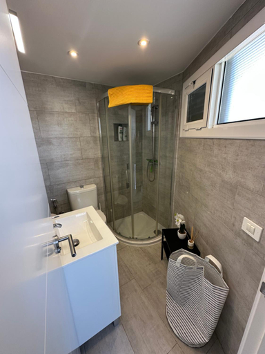 Bathroom 4, Estudio mondrian, Las Palmas