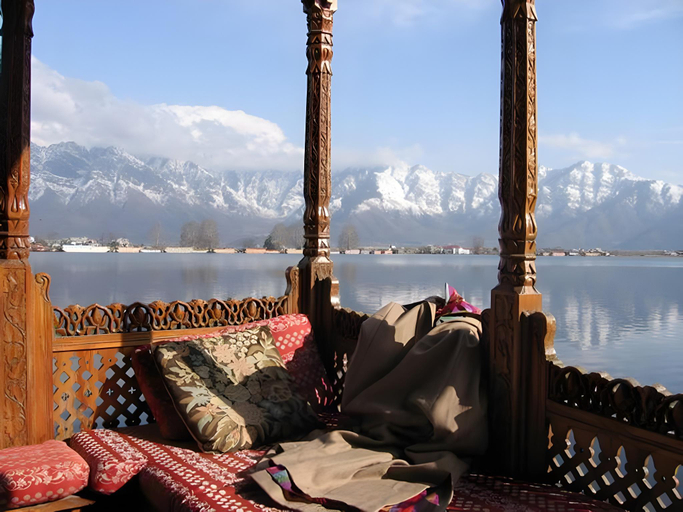 Others 5, WelcomHeritage Gurkha Houseboat, Srinagar