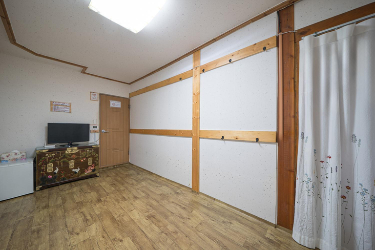 Others 4, Ddlanchae Hanok Stay - Main House, Jeonju