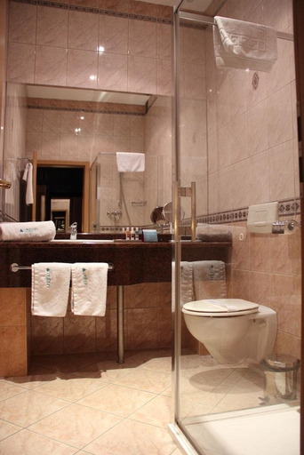 Bathroom 3, Delta In, Dzierżoniów