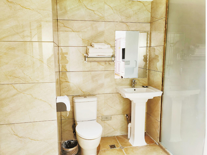 Bathroom 3, Shengyuan Hotel, Lhasa