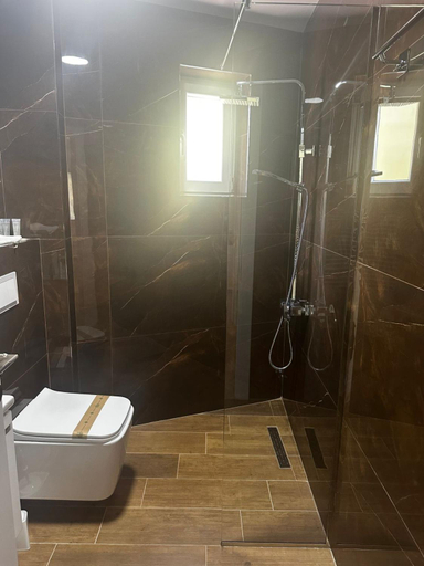 Bathroom 3, Hotel DEMOLI, Pogradecit
