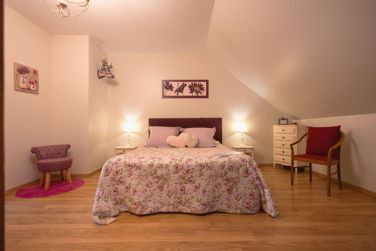 Bedroom 4, La Ferme de Marpalu, Loir-et-Cher