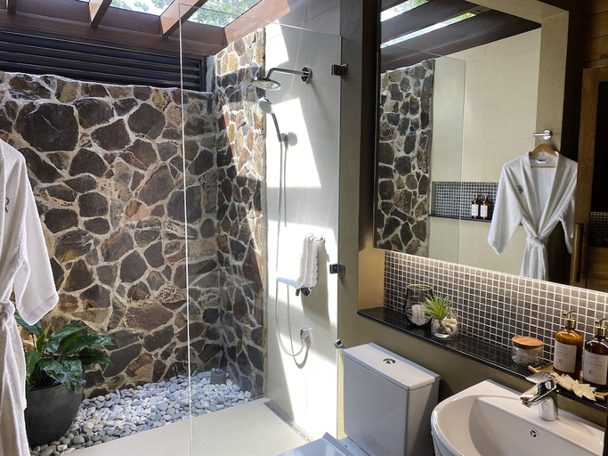 Bathroom 4, El Jardin de Zaida, San Juan