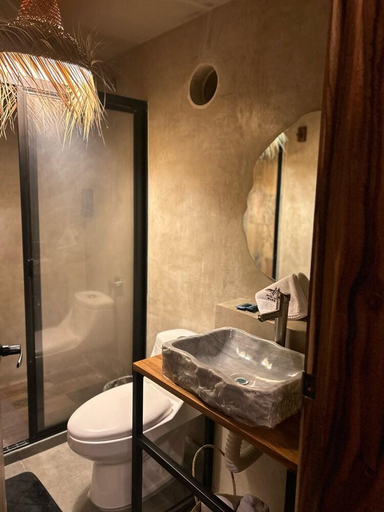 Bathroom 3, Mare Mio Hotel Boutique, Tonalá