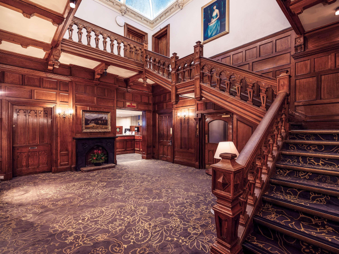 Public Area 4, Mercure Bradford Bankfield Hotel, Bradford