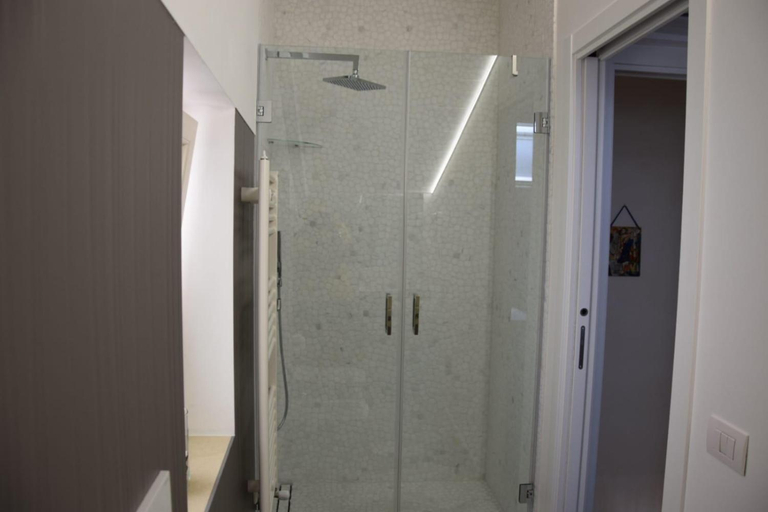 Others 4, B&B Quarto Saraceno, Bari
