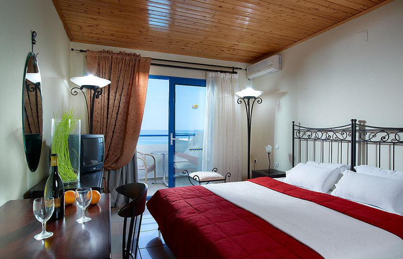 Bedroom 3, Sunrise Hotel, South Aegean