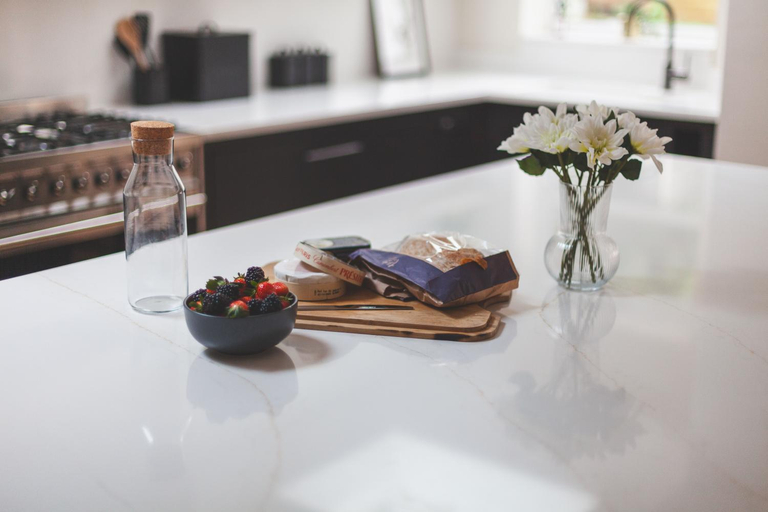 Others 4, Stunning Rooms Available In Luxury House, London