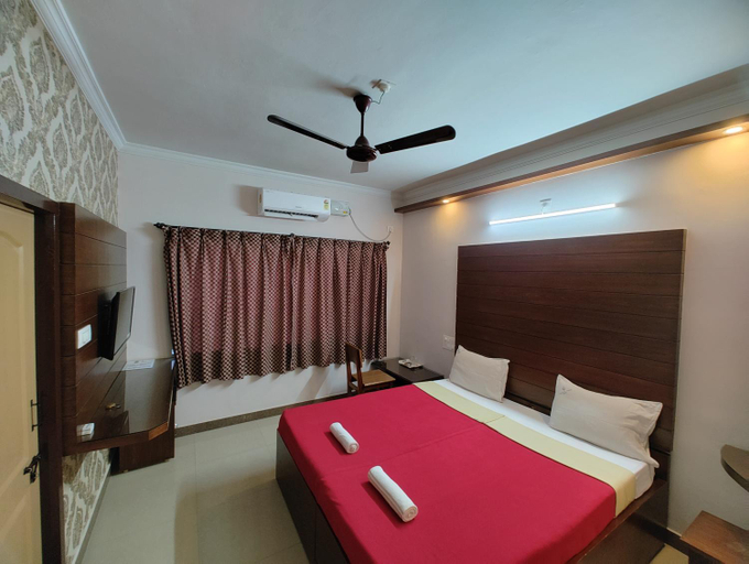 Bedroom, Vyavahar lodge, Udupi