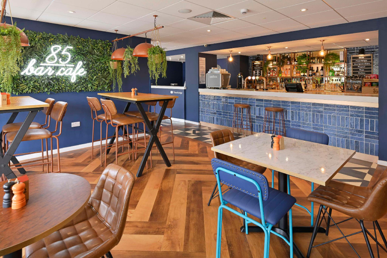 Food & Drinks 4, Travelodge Winnersh Triangle, Wokingham
