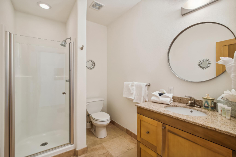 Bathroom 4, Ocean Grove 902 - Pelican View, Galveston