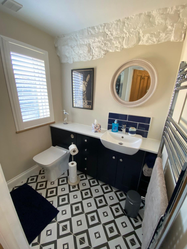 Bathroom 4, East Llanteg Guest House, Carmarthenshire