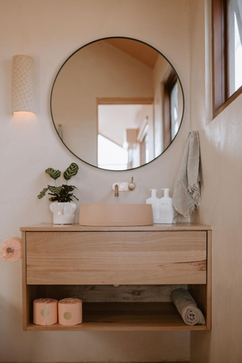Bathroom 1, EyreWay, Lower Eyre Peninsula