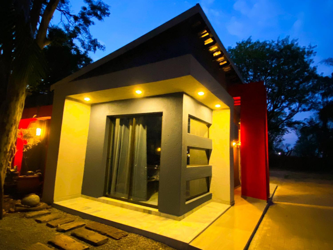 Others 5, Kwena Guesthouse, Sekhukhune