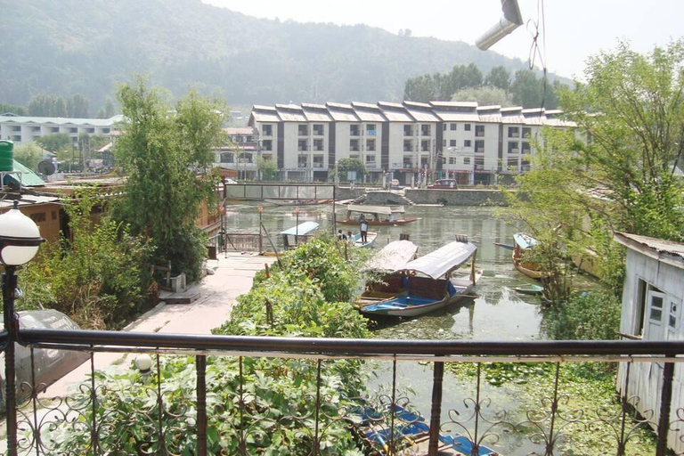 Others 4, Hotel New Shalimar, Srinagar