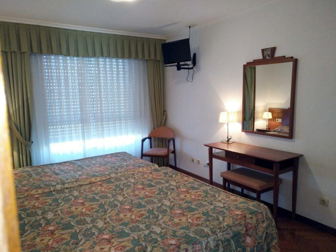 Bedroom 4, Hotel Condado, Pontevedra