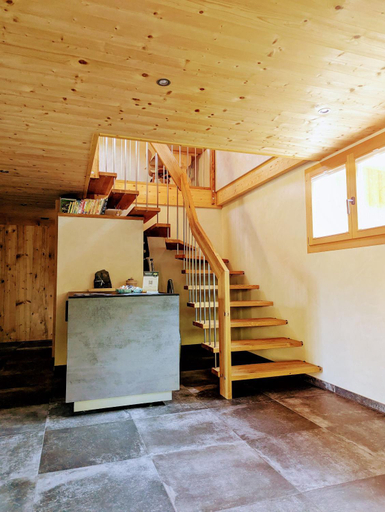 Others 4, Chalet Grittelihus, large bathroom, Lots of living space, nhe Interlaken, Niedersimmental