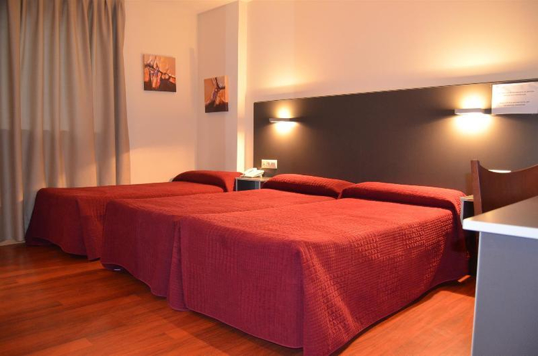 Bedroom 2, Alfinden, Zaragoza