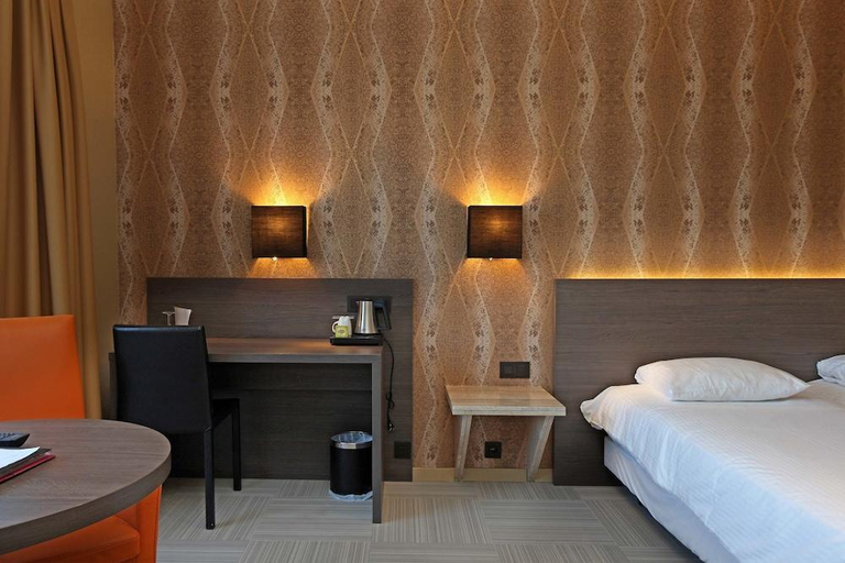 Bedroom 3, Hotel Donny, West-Vlaanderen