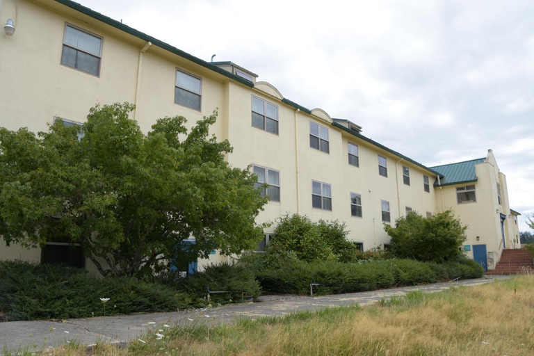 Others 3, Twin room near Hillsboro, Washington