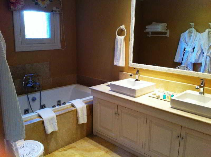 Bathroom 4, Hotel Valdepalacios Gourmand 5* GL, Toledo