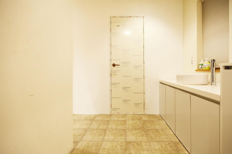 Others 4, benehil pension, Miryang