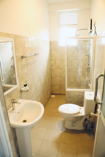 Bathroom 3, Kandy Villa, K.F.G. & G. Korale