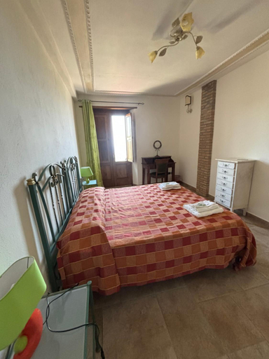 Others 4, Il Borgo & il Feudo, Catanzaro