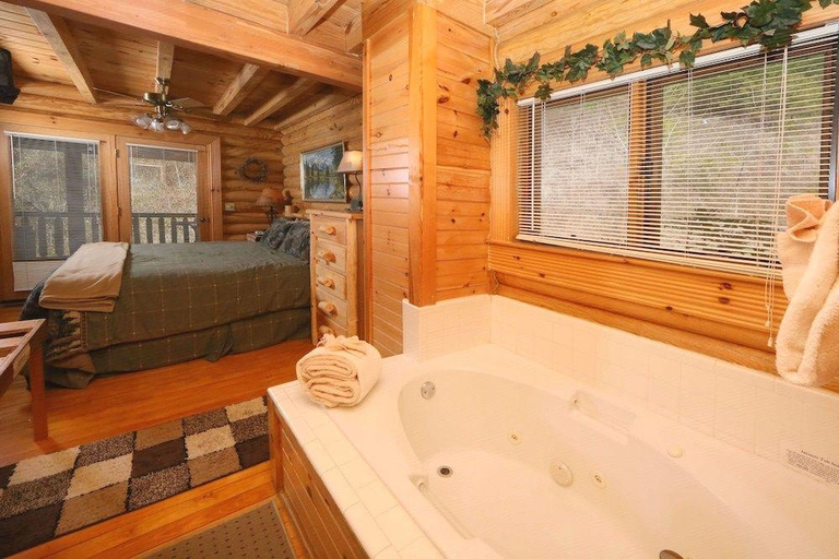 Bathroom, Smoky Cascades - One Bedroom Cabin, Sevier