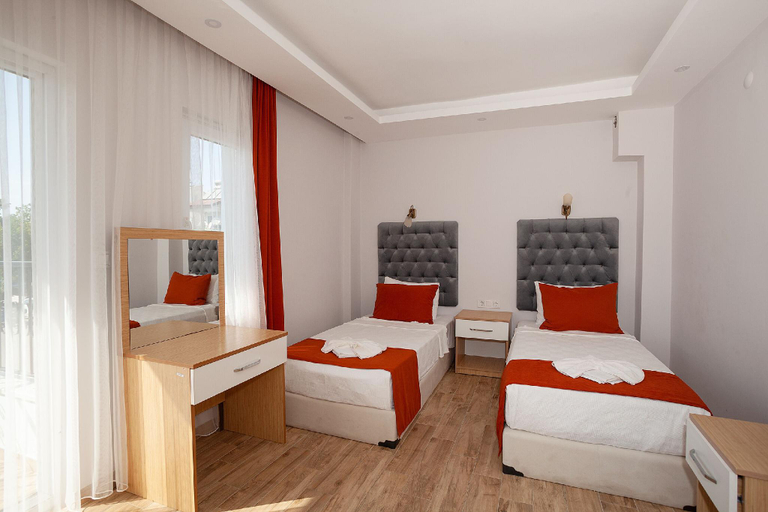 Bedroom 2, Kent Otel, Fethiye