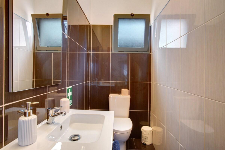 Bathroom 2, Moradia Casa Feliz, Santa Cruz