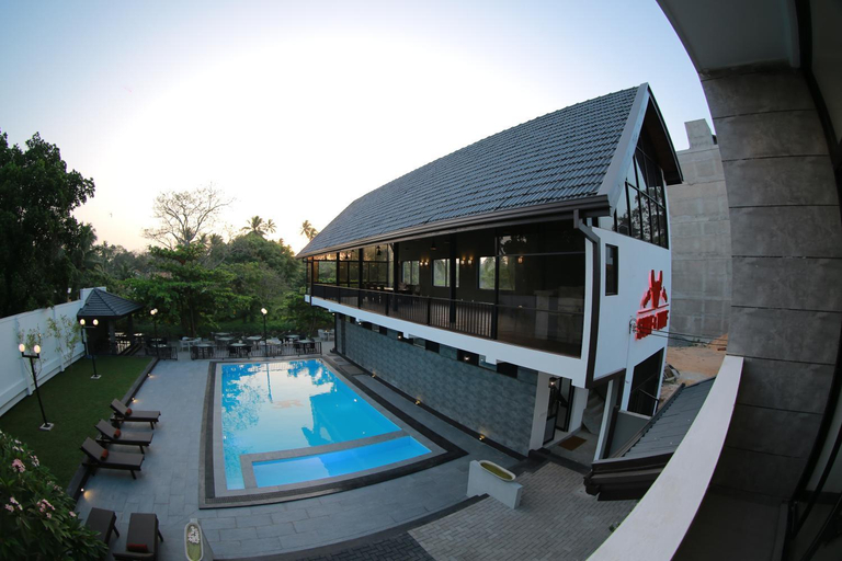 Others 5, 3R Resort, Negombo