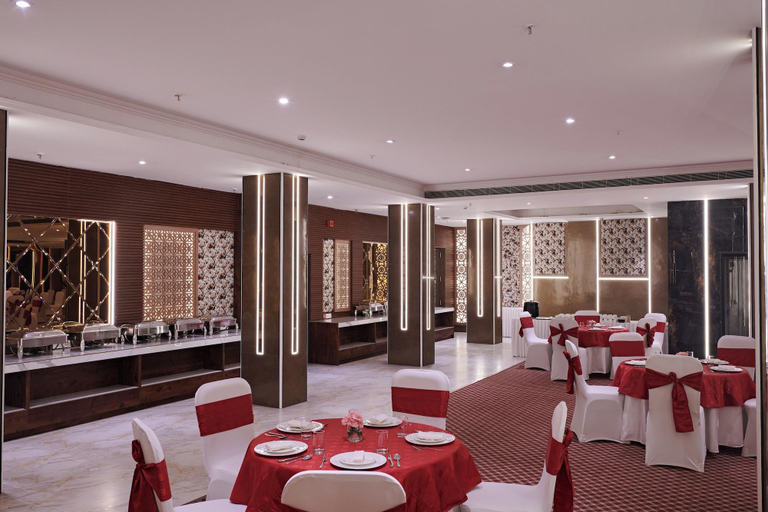Food & Drinks 4, Deventure Sarovar Portico Patel Nagar, Delhi