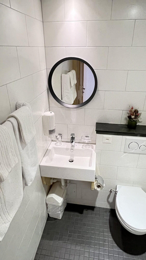 Bathroom 4, Spannort, Obwalden
