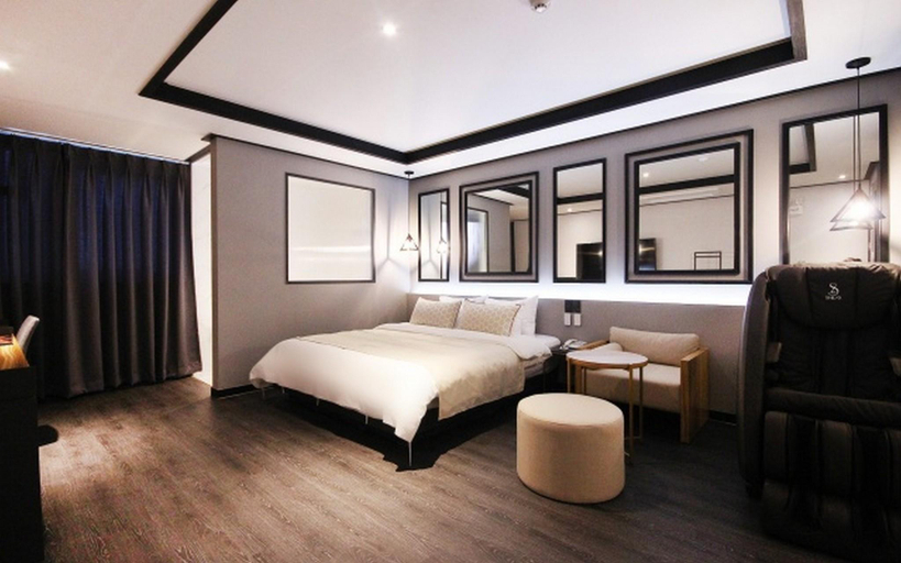 Bedroom 2, Ulsan Jinjangdong Hidden Bay, Buk